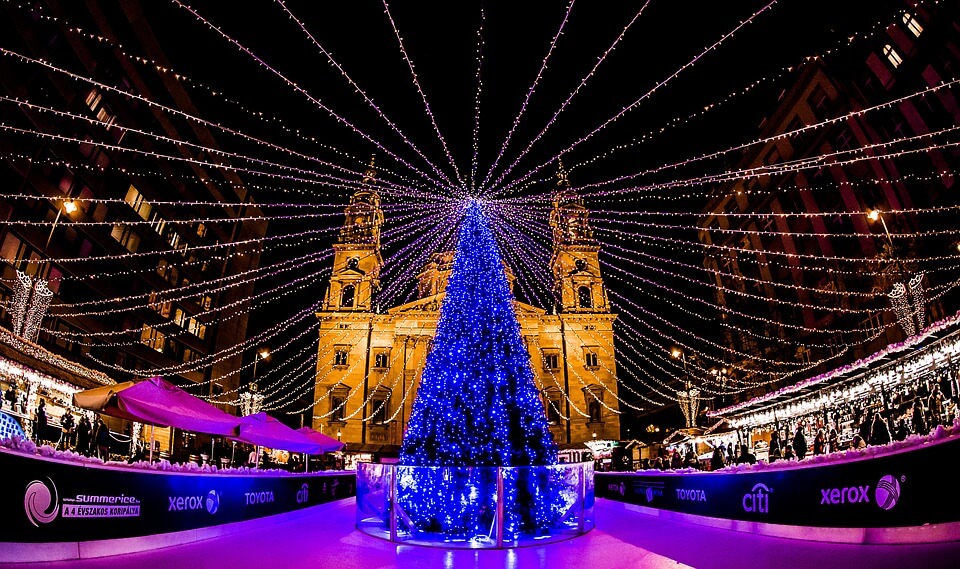 The Best Christmas Wonderland Destinations To Make Winter