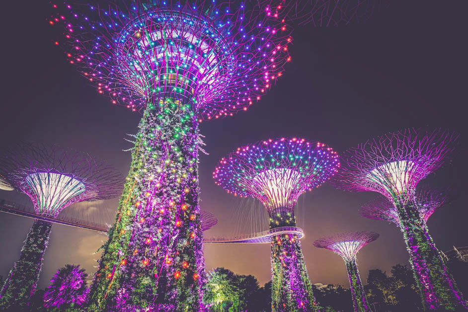 light show in gardens by the bay - a must in any Itinerary for Singapore 3 days